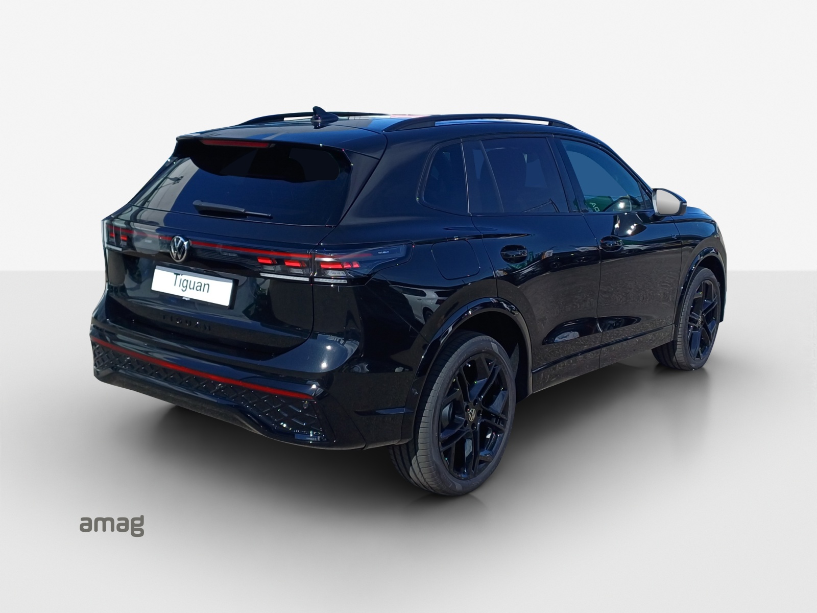 VW Tiguan 2.0 TSI DSG R-Line United 4Motion-image-4