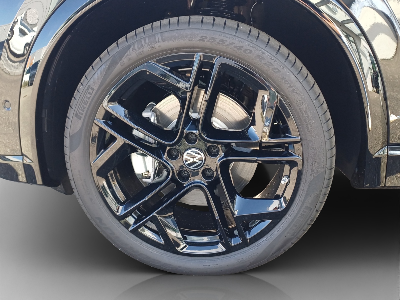 VW Tiguan 2.0 TSI DSG R-Line United 4Motion-image-15