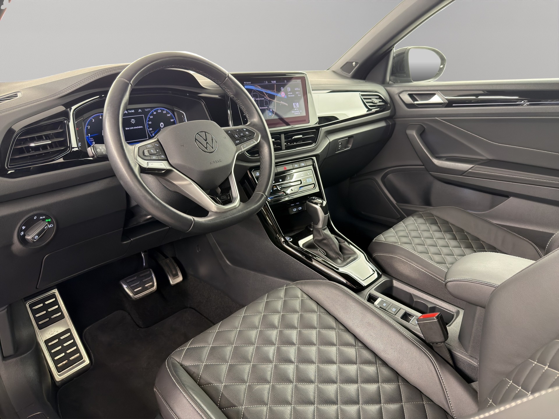VW T-Roc Cabriolet 1.5 TSI R-Line DSG-image-12