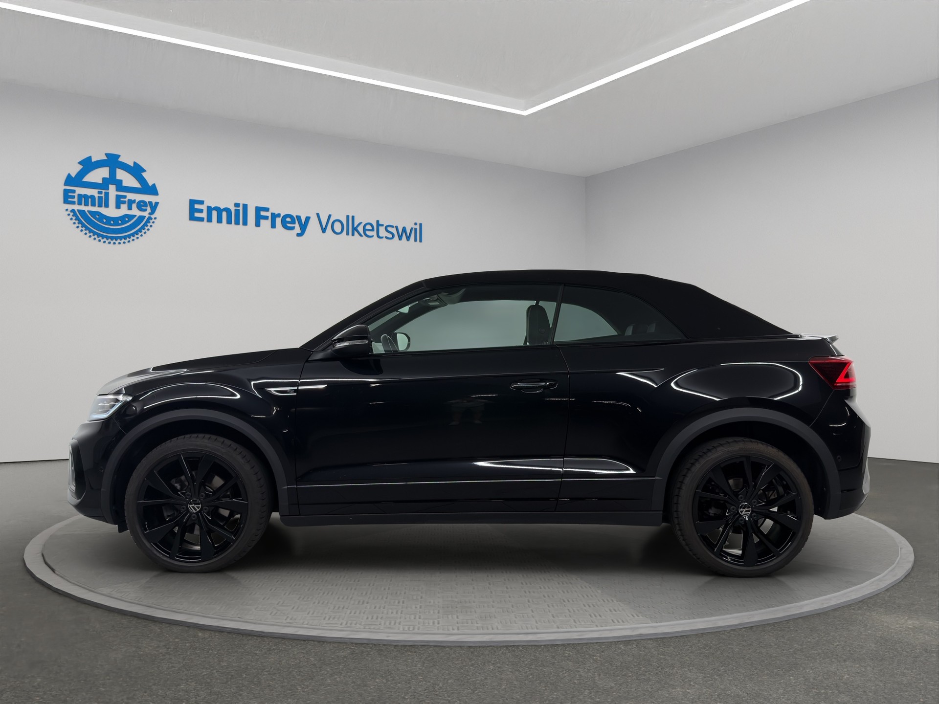 VW T-Roc Cabriolet 1.5 TSI R-Line DSG-image-1