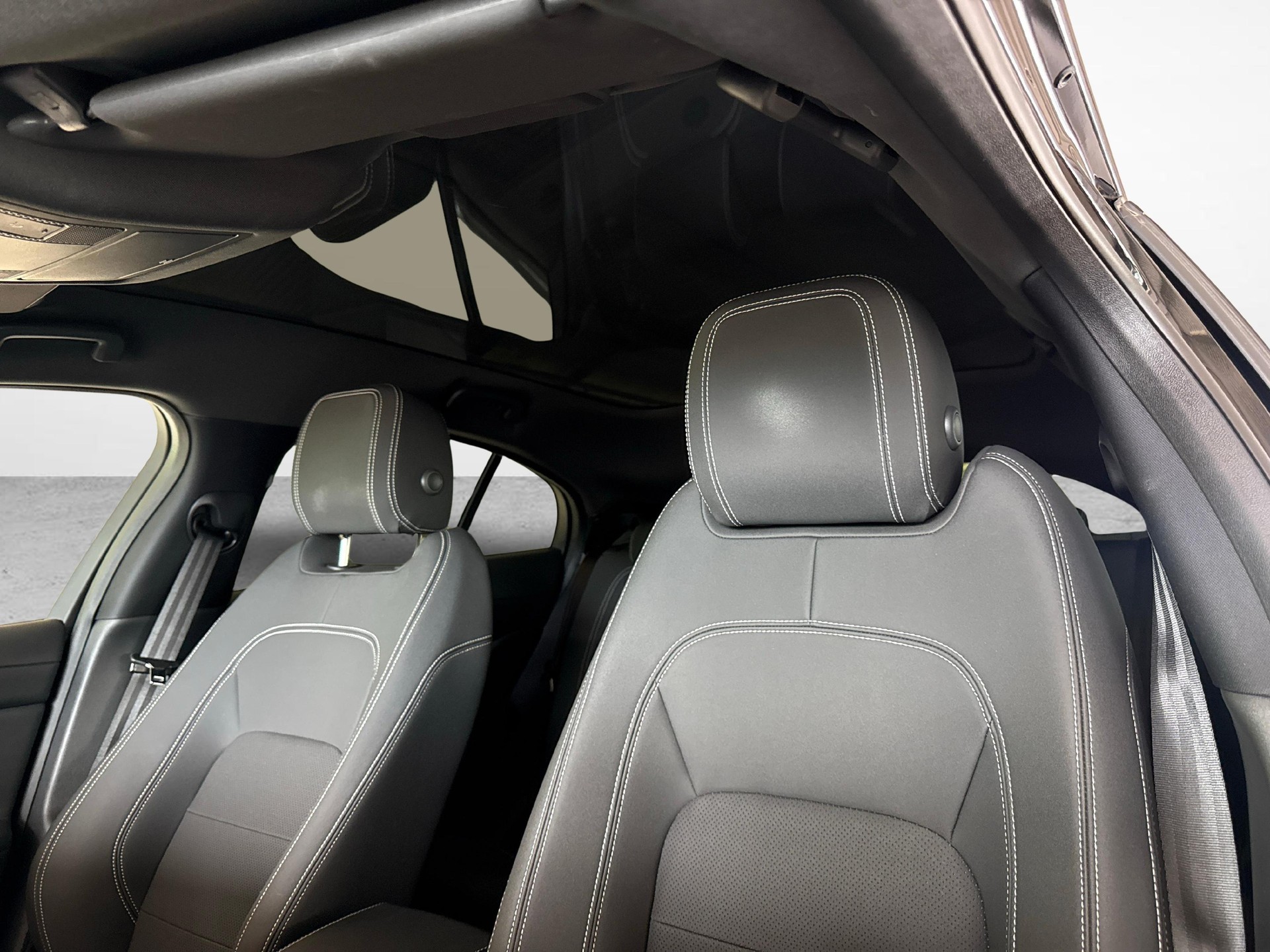 JAGUAR I-Pace EV400 S AWD + Pneumatici invernali inclusi-image-11