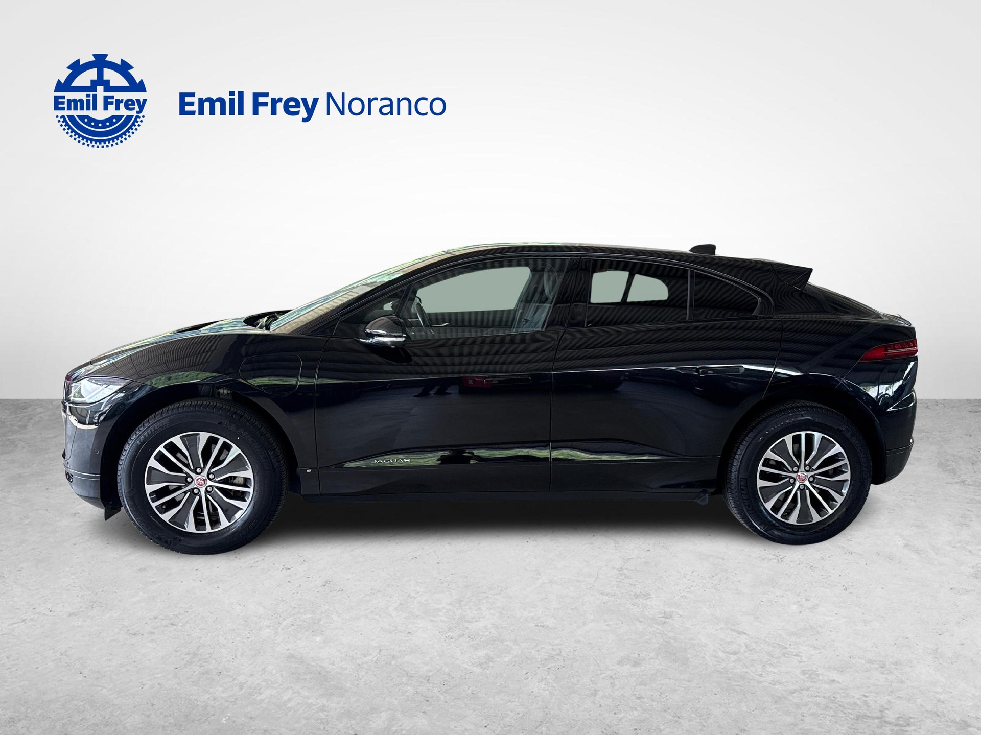 JAGUAR I-Pace EV400 S AWD - Pneumatici invernali inclusi-showroom-element-2