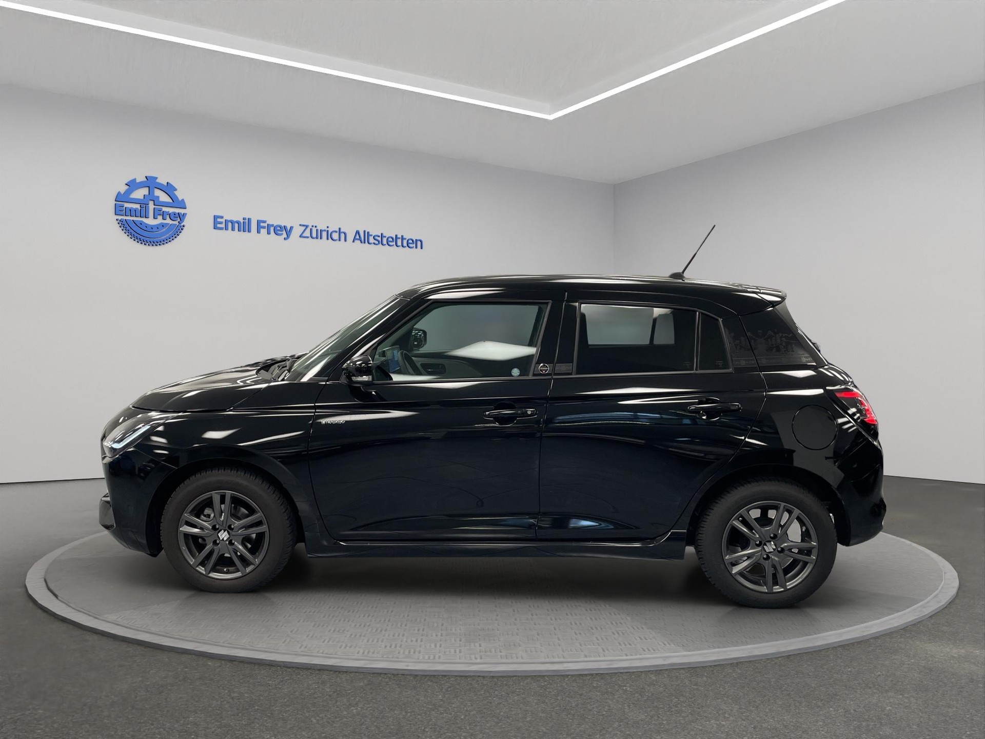 SUZUKI Swift 1.2 Tradizio Top Hybrid-image-3