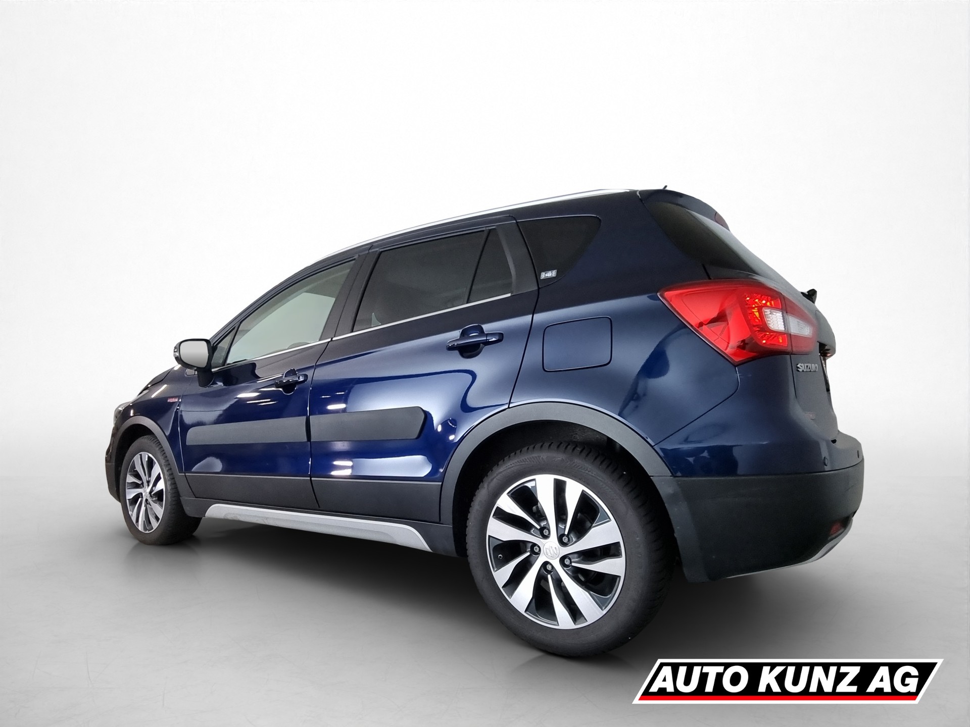 SUZUKI SX4 S-Cross 1.4 T Compact+ 4x4-showroom-element-3
