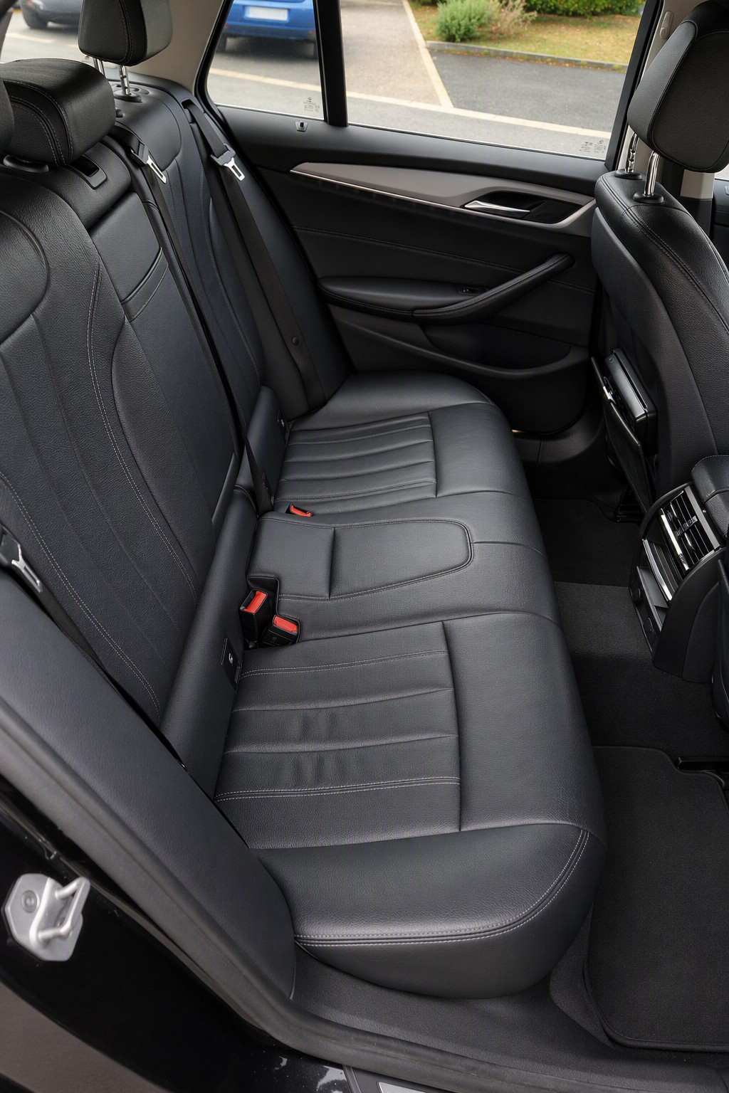 BMW 520d xDrive-image-4