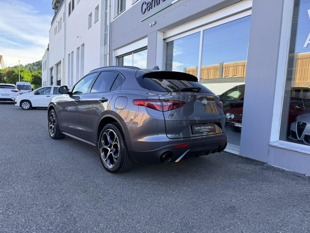 ALFA ROMEO Stelvio 2.2 JTDM Sport Q4 Automatic-image-5