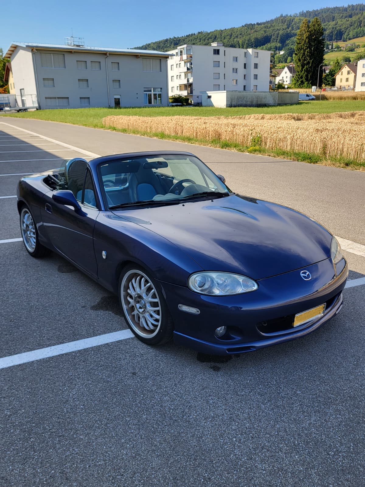 MAZDA 1.8 Youngster-image-0
