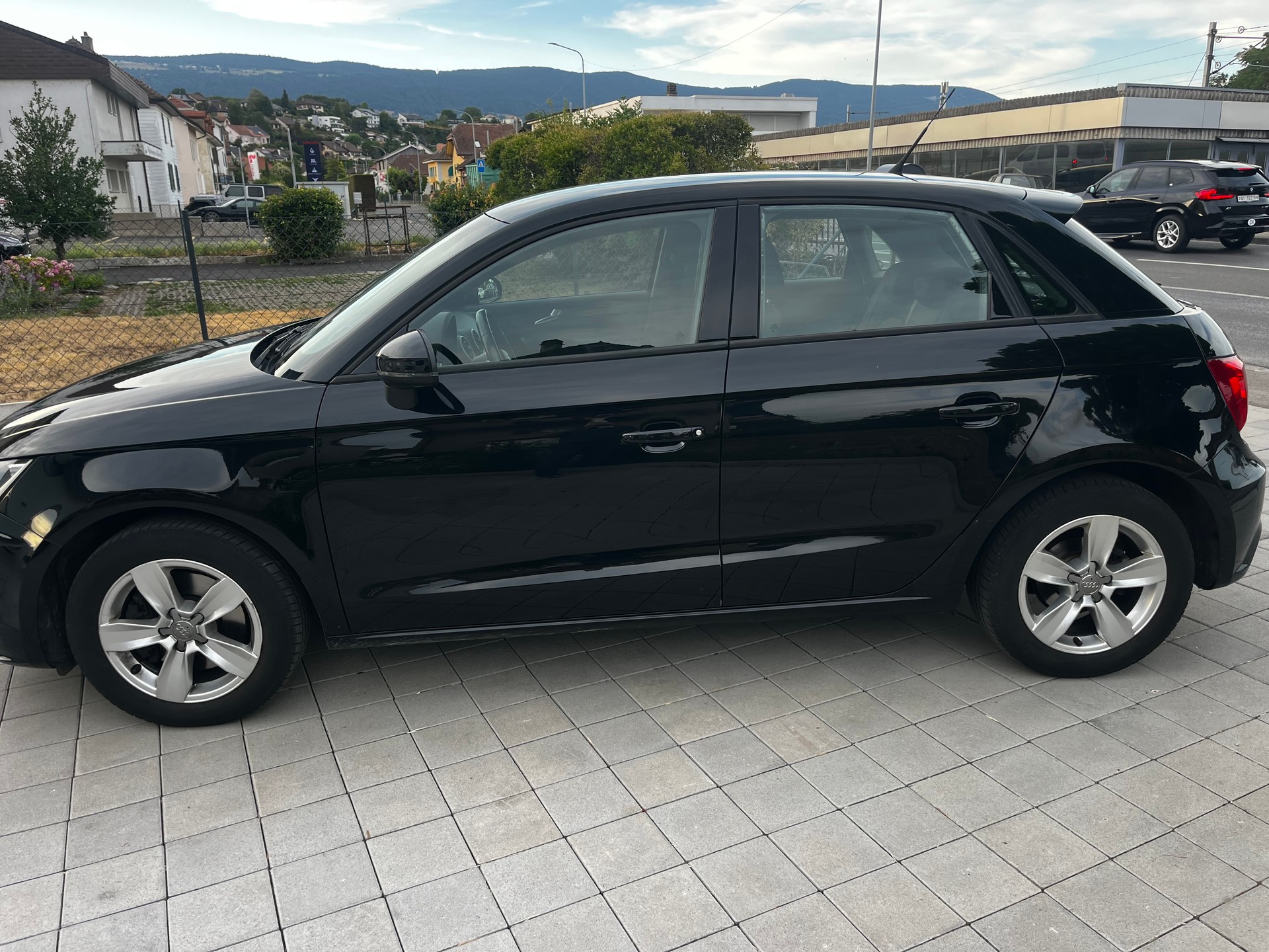 AUDI A1 Sportback 1.4 TFSI S-tronic-image-6