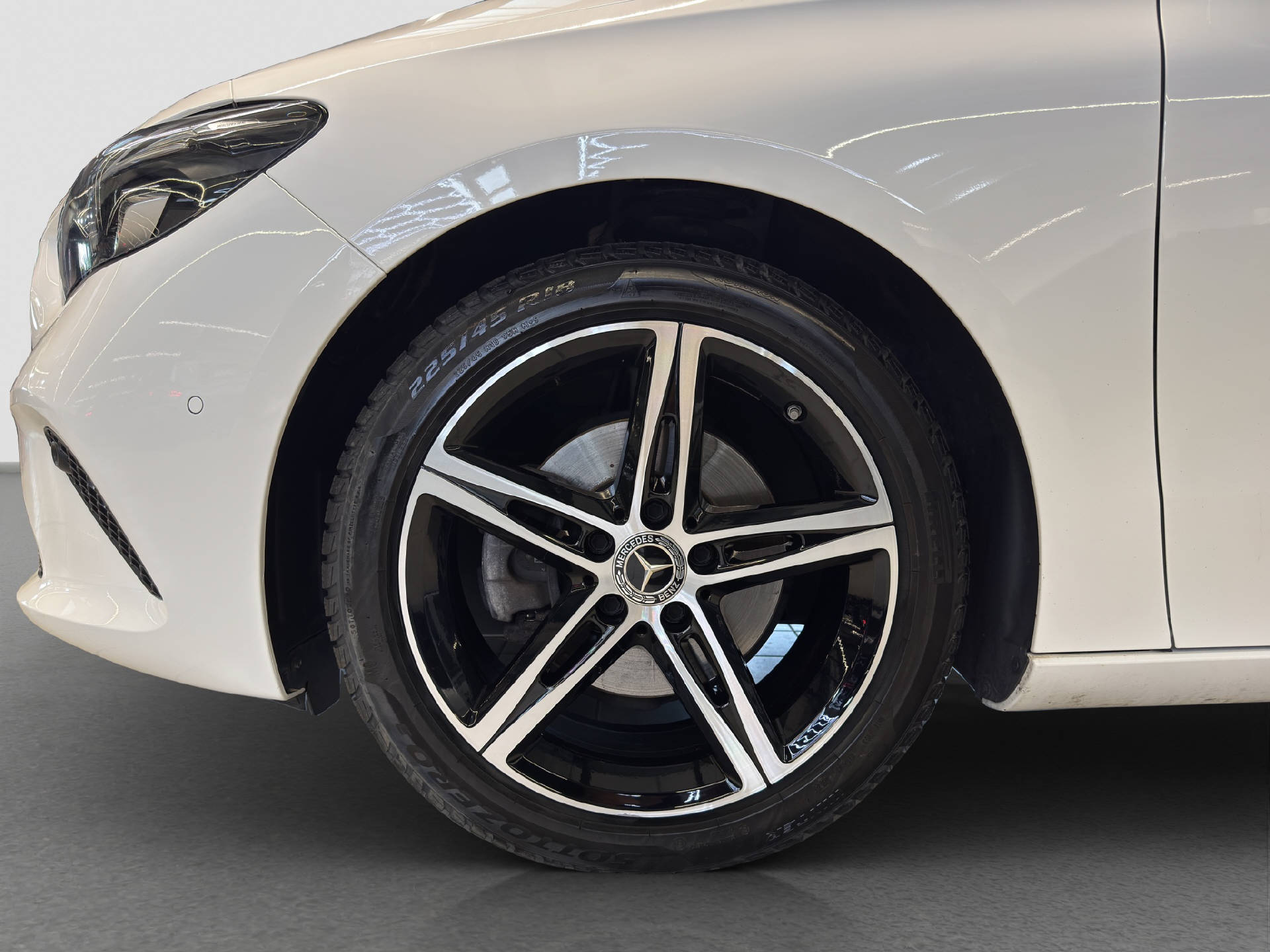 MERCEDES-BENZ B 200 Night Star-image-5
