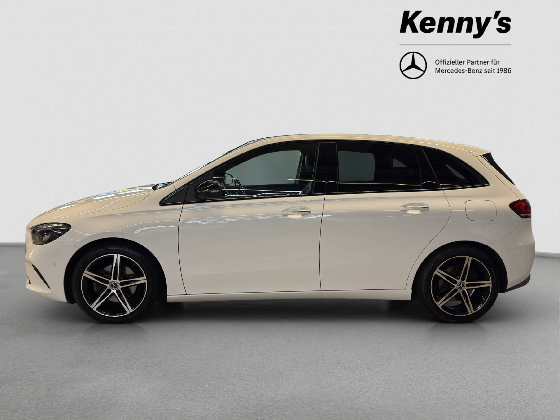 MERCEDES-BENZ B 200 Night Star-image-2