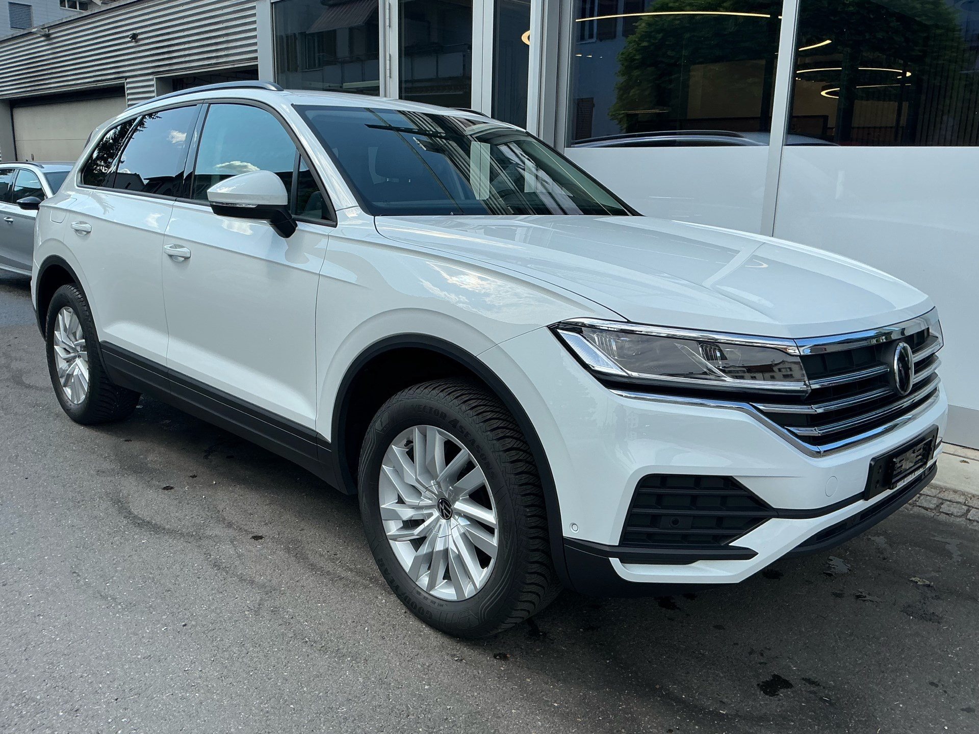 VW Touareg 3.0 TDI 231PS 4MOTION *** INNOVISIONS COCKPIT & ANHÄNGEKUPPLUNG ***-showroom-element-2