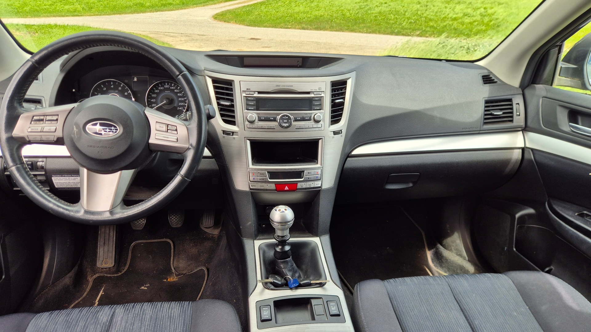 SUBARU Legacy 2.0i Swiss AWD-image-6