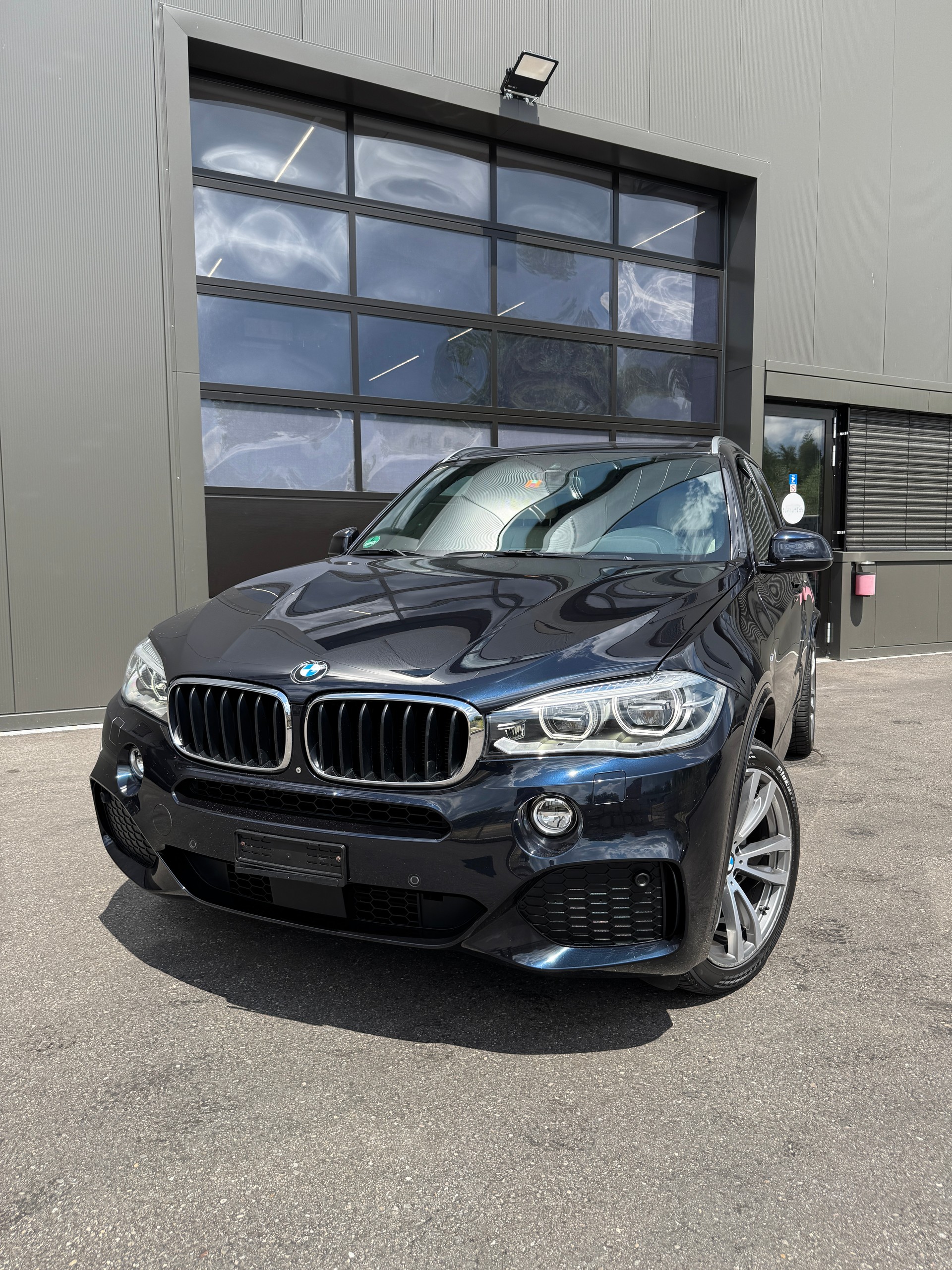 BMW X5 30d xDrive Steptronic *M Sport Paket*-image-0