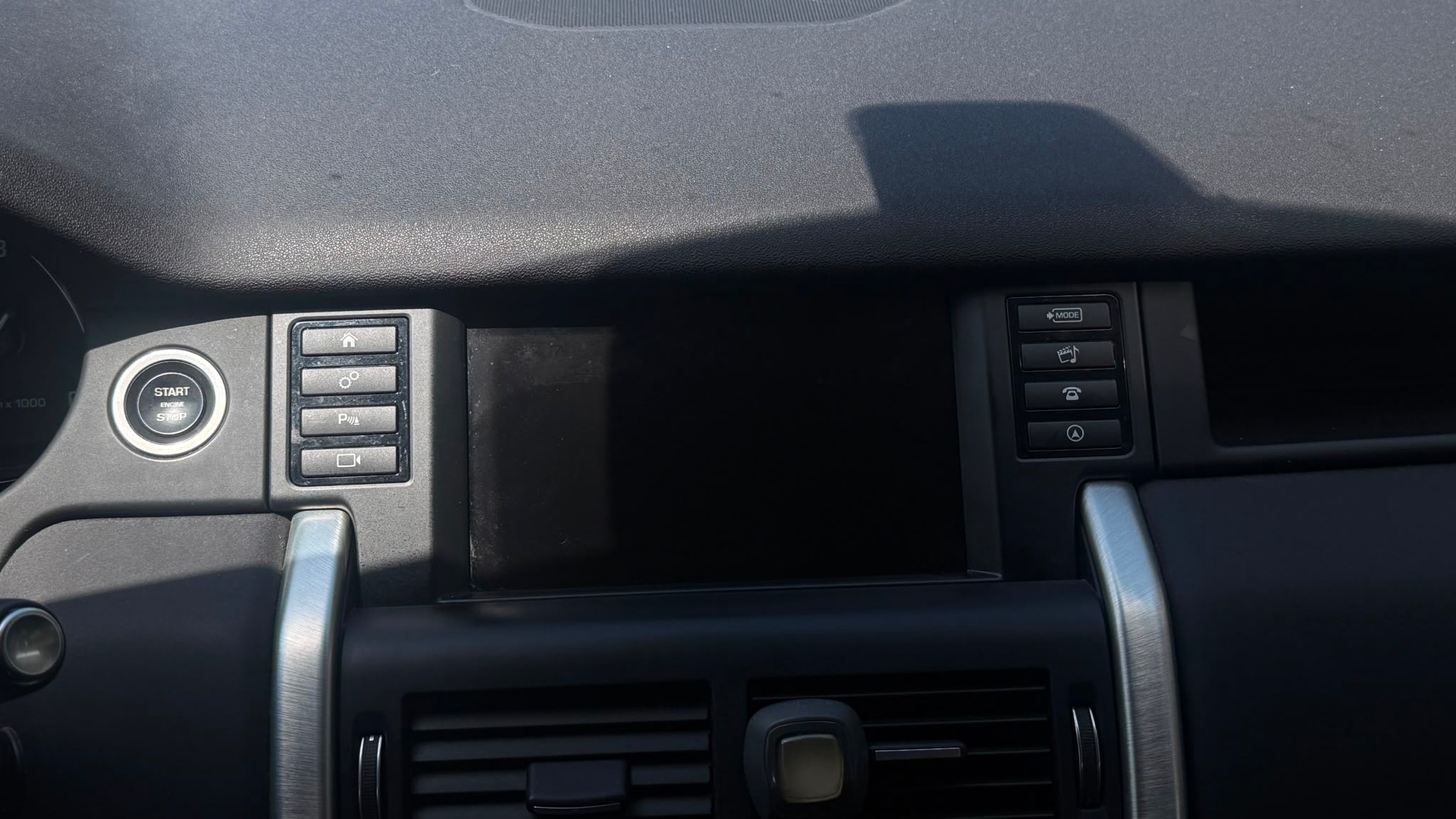 LAND ROVER Discovery Sport 2.2SD4 S-image-10