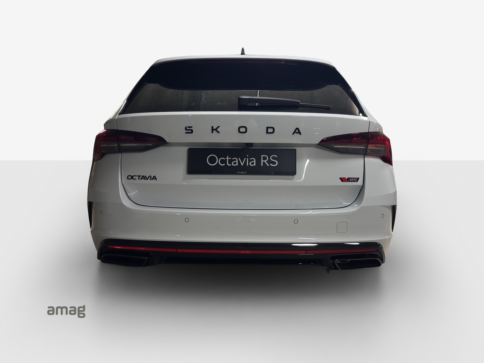 SKODA Octavia RS 30 Years Edition-showroom-element-3