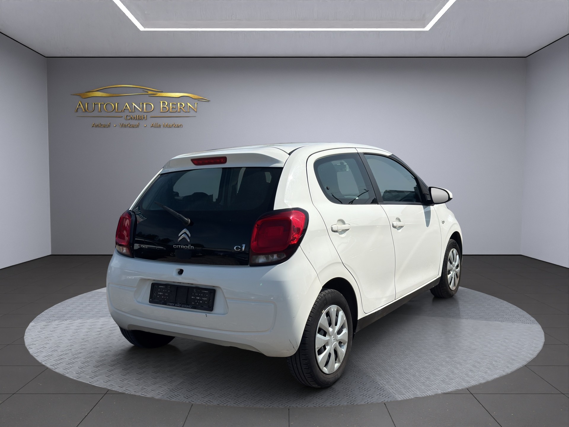 CITROEN C1 1.0 VTi ETG5 Shine Edition-image-6