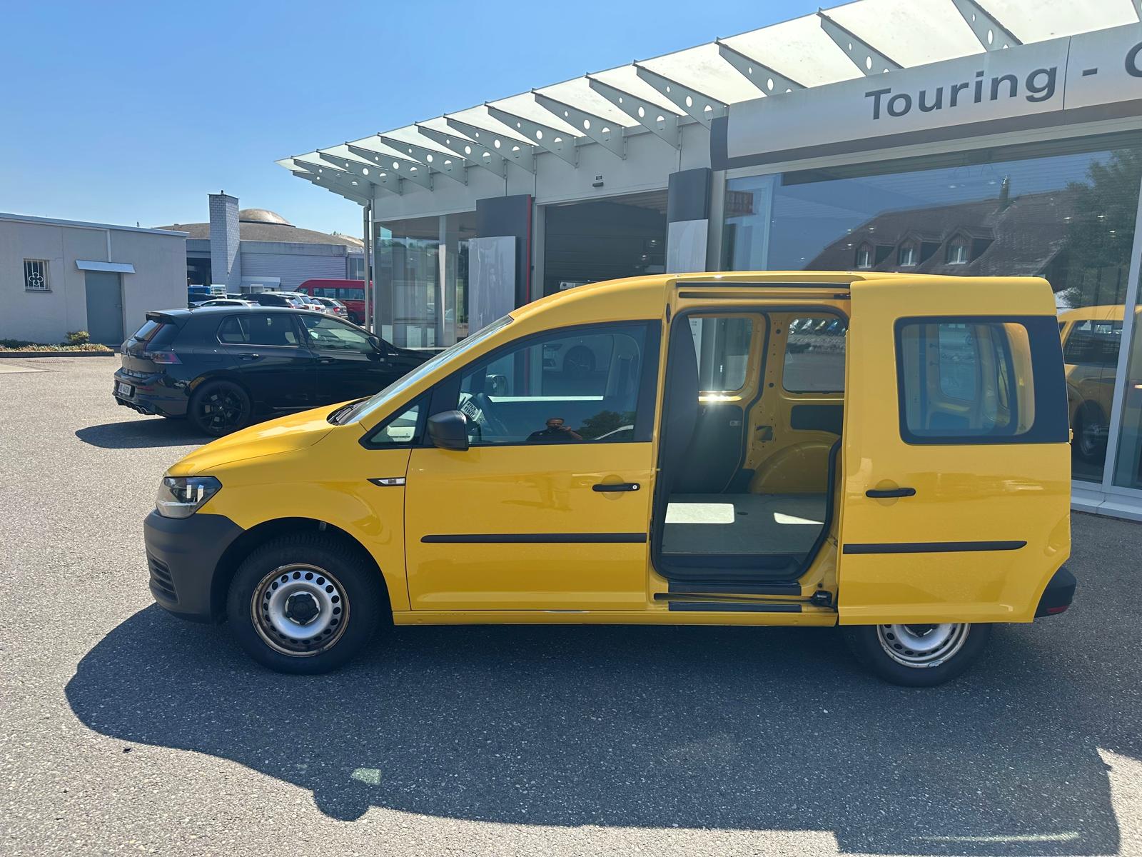 VW Caddy 1.0 TSI BlueMotion Technology-image-2