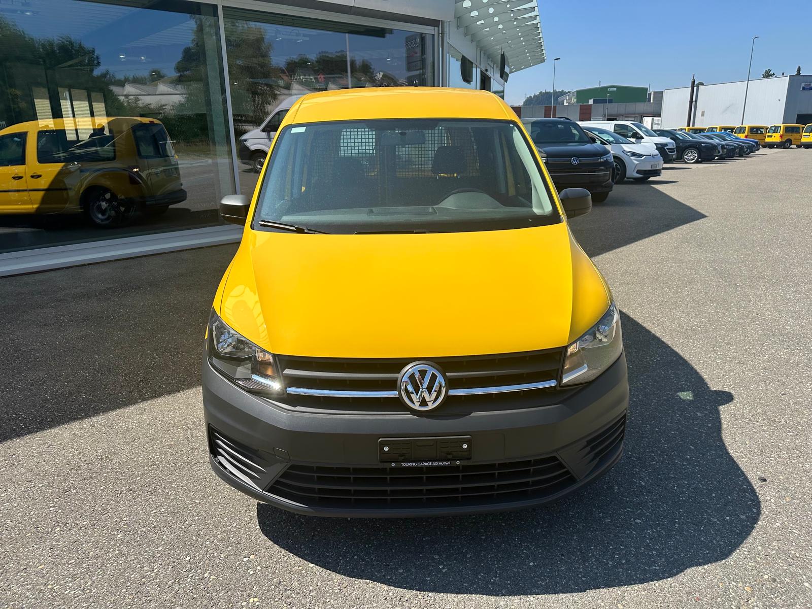 VW Caddy 1.0 TSI BlueMotion Technology-image-9