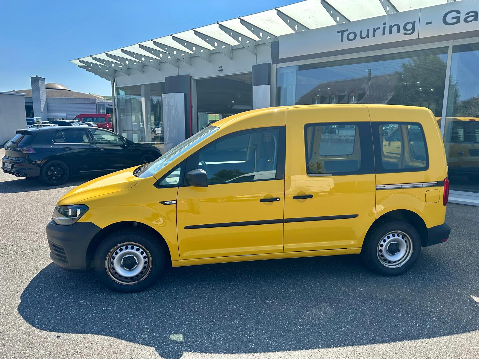 VW Caddy 1.0 TSI BlueMotion Technology-image-1