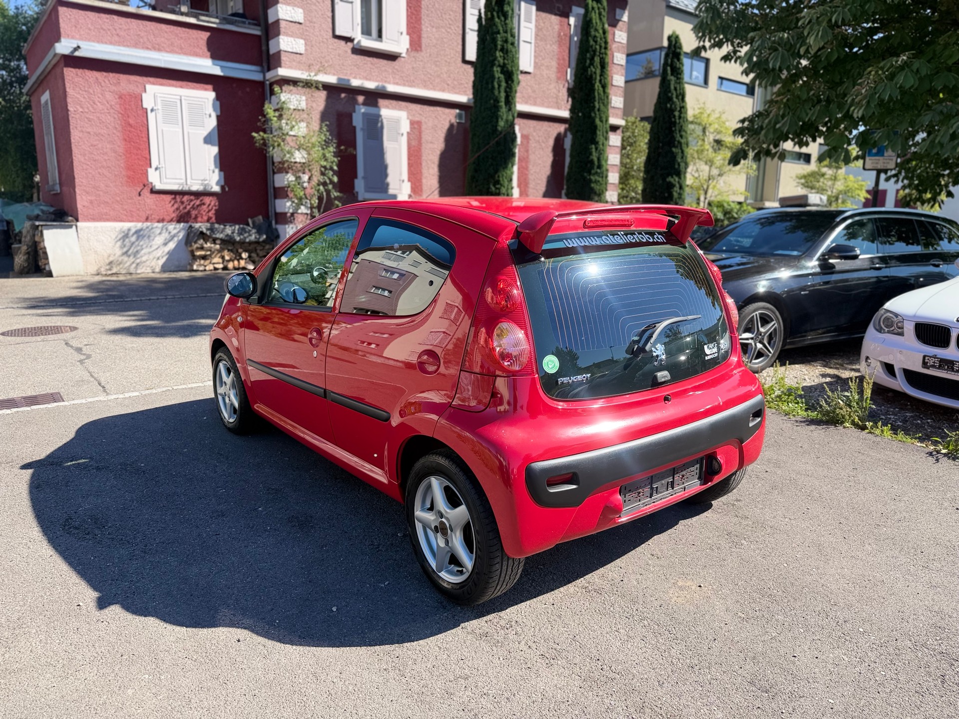 PEUGEOT 107 1.0 Urban-image-2