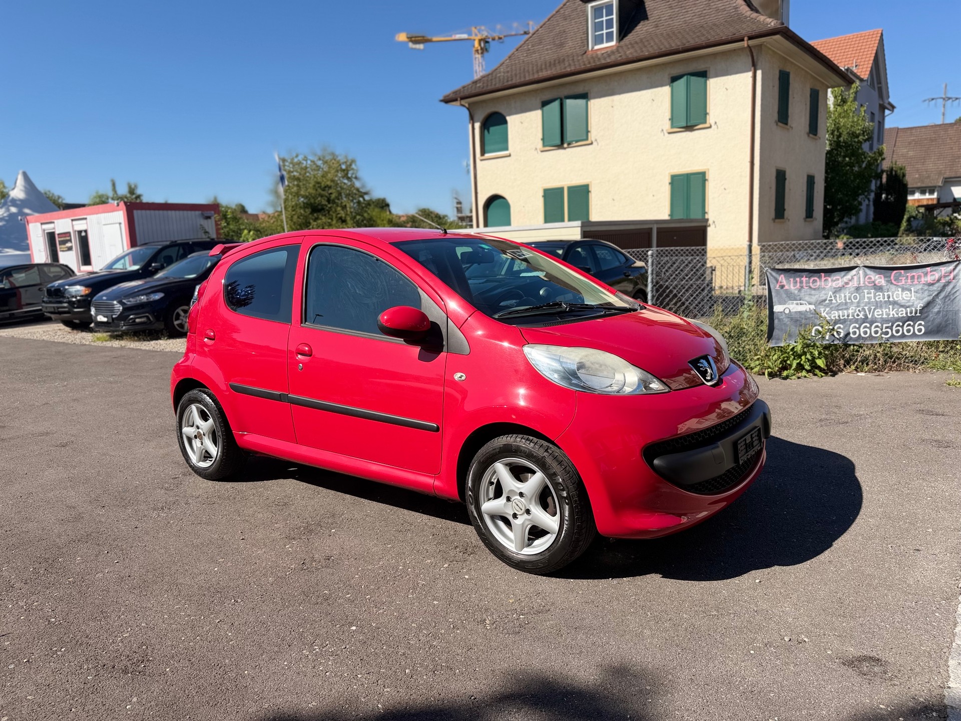 PEUGEOT 107 1.0 Urban-image-5