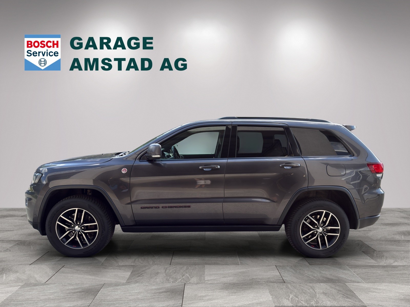 JEEP Grand Cherokee 3.0 CRD Trailhawk Automatic-image-3