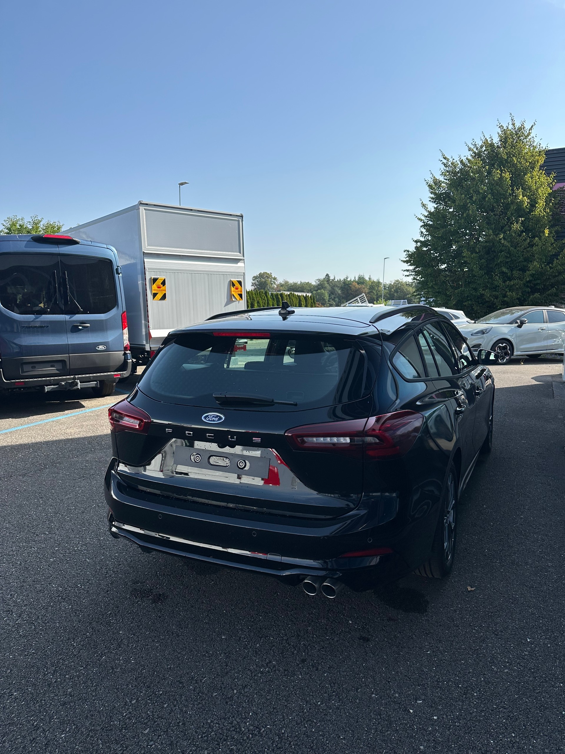 FORD Focus Station Wagon 1.0i EcoB ST-Line/155CV/Aut.-image-5