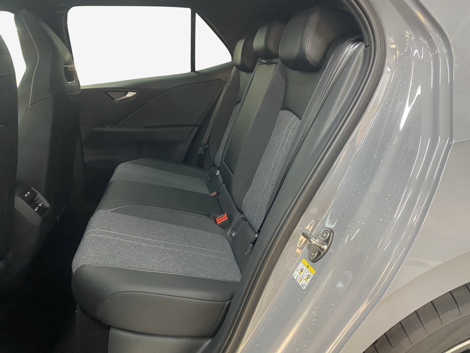 VW ID.3 Neo 58 kWh 190 PS Style-image-11