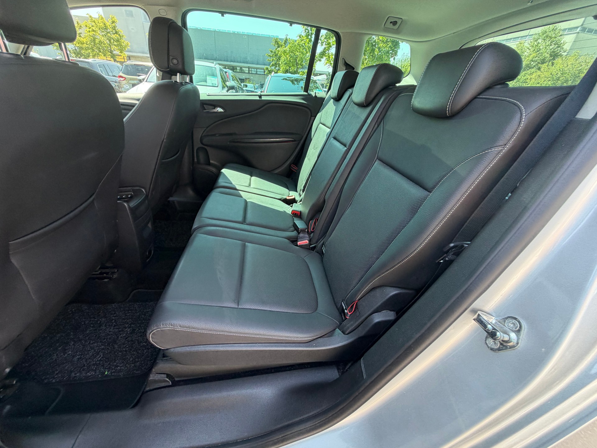 OPEL Zafira Tourer 2.0 CDTi Cosmo Automatic-image-11
