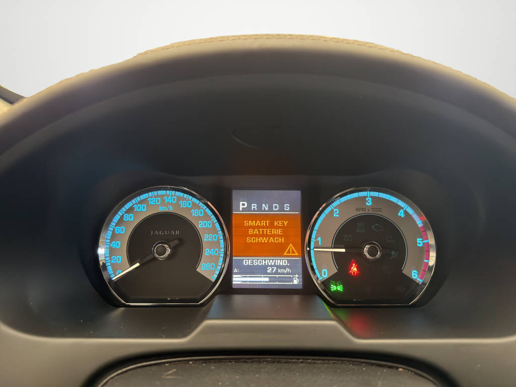 JAGUAR XF 3.0 V6 D S Premium Luxury-image-10