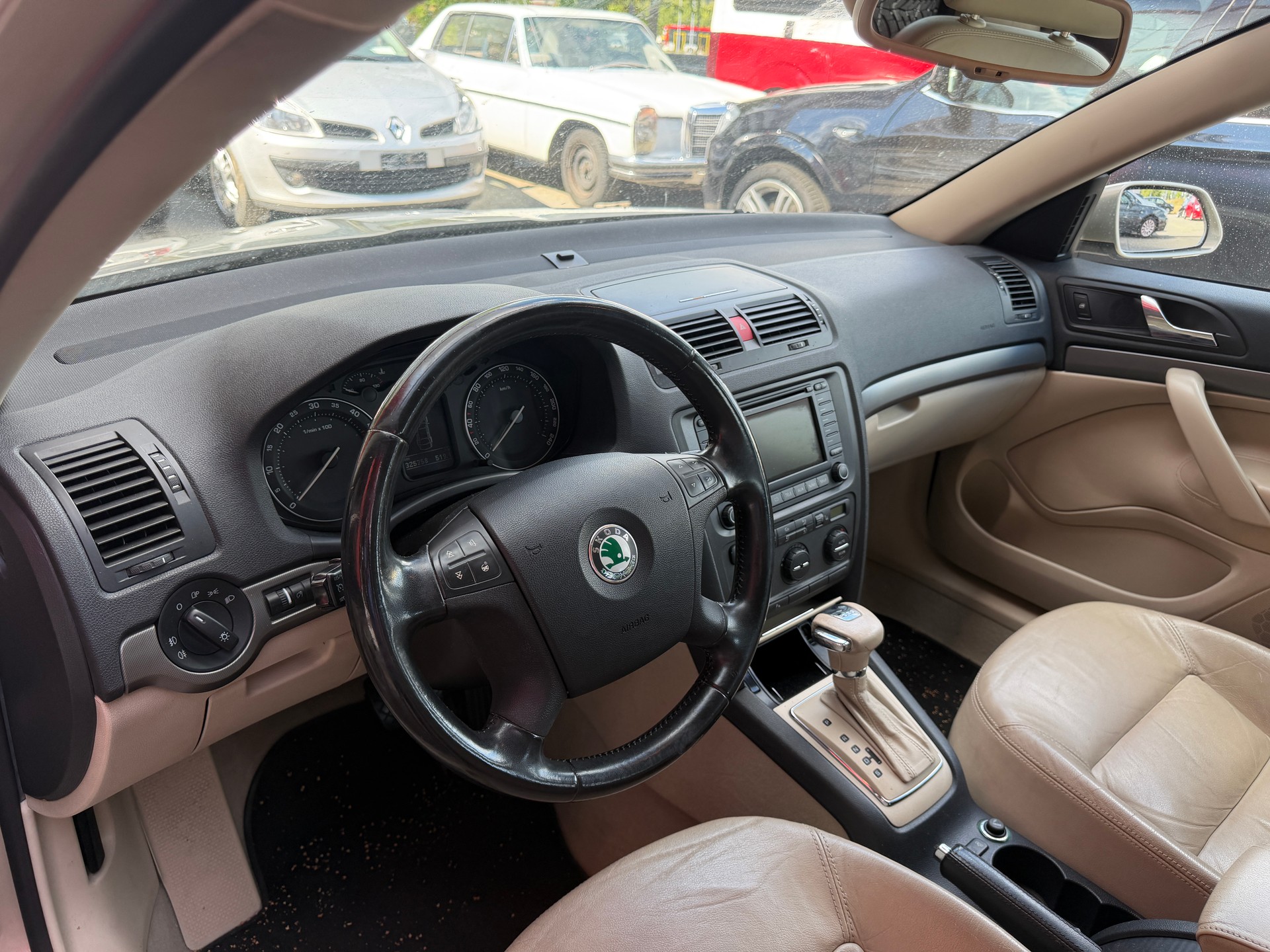 SKODA Octavia 1.9 TDI Elegance-image-9