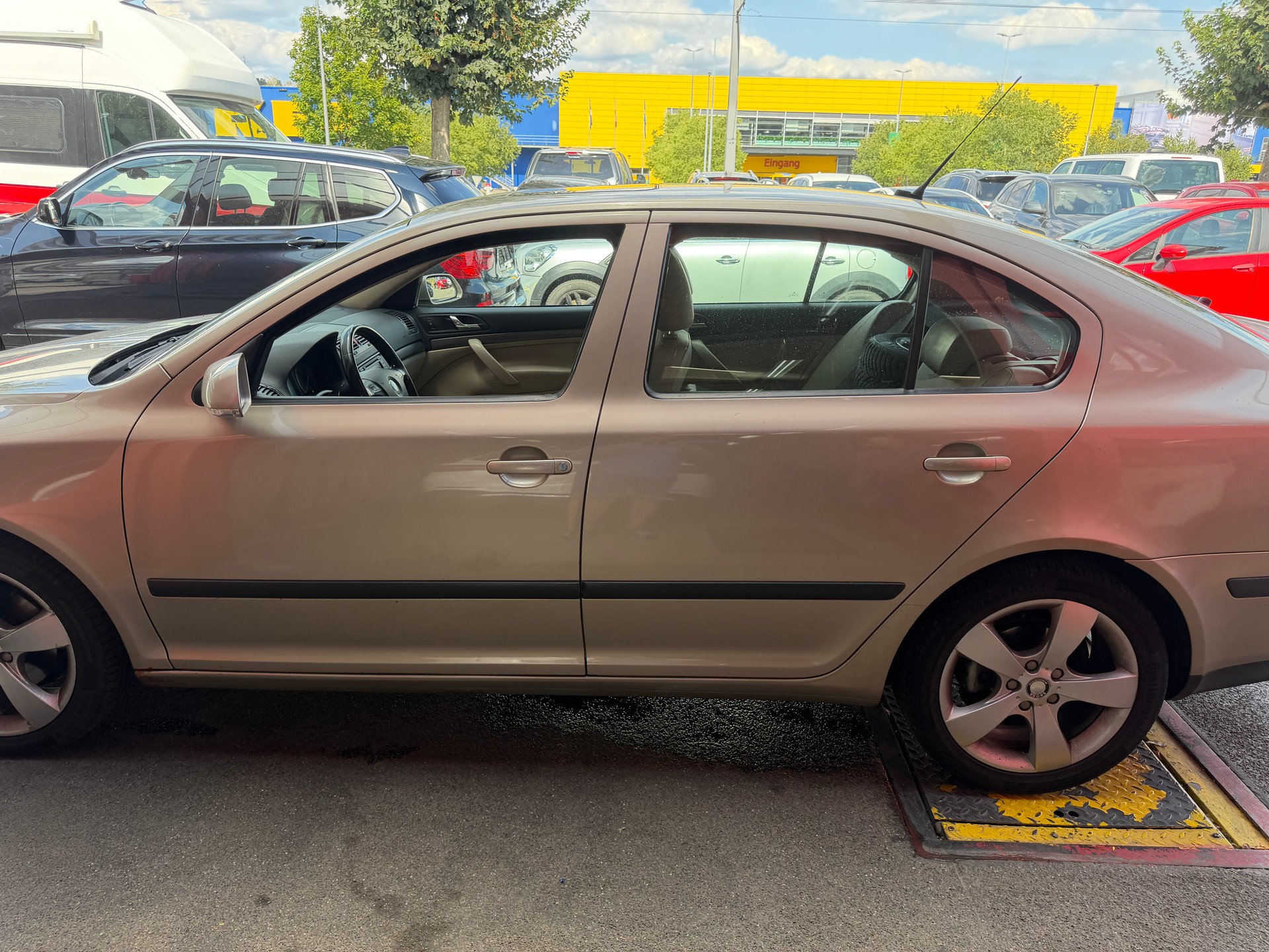 SKODA Octavia 1.9 TDI Elegance-image-4