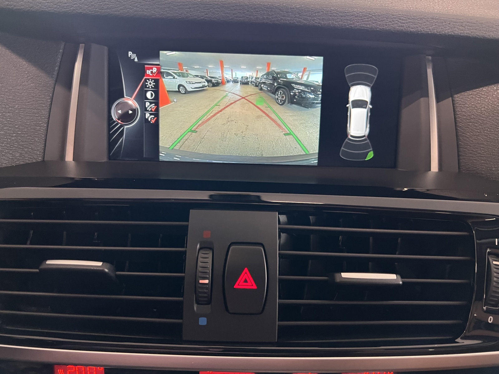 BMW X3 xDrive 35i Steptronic-image-15
