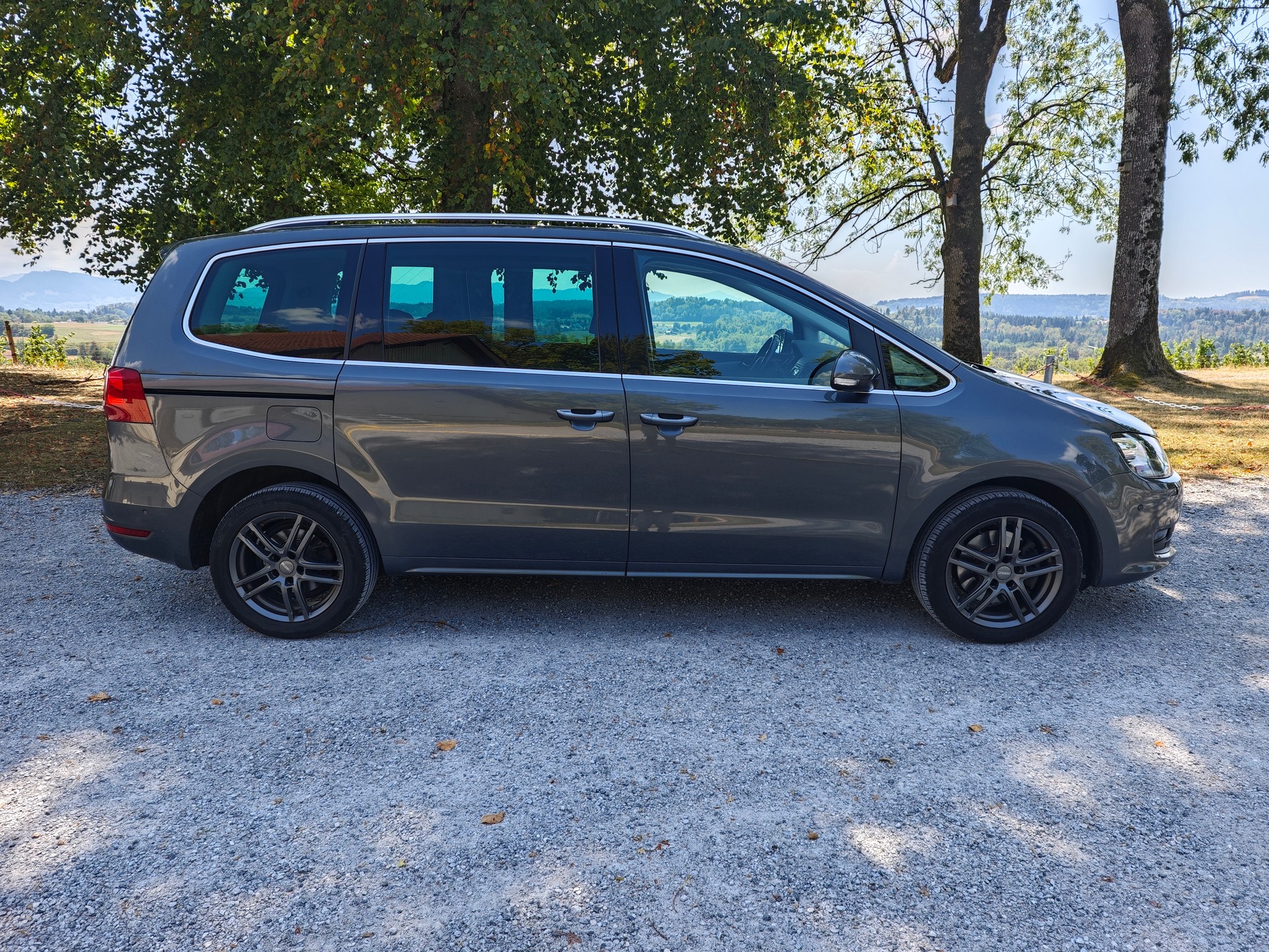 VW 2.0 TDI BlueMTA Comfl. 4m-image-2