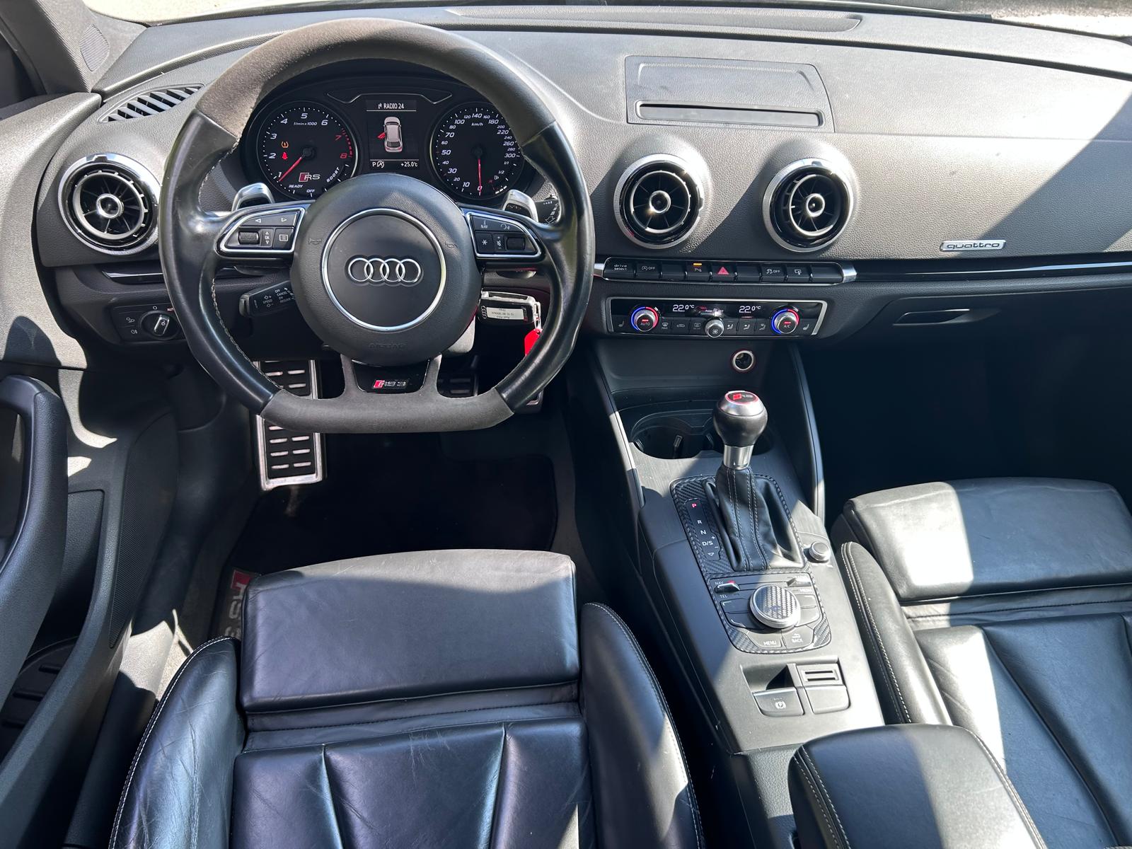 AUDI RS3 Sportback 2.5 T FSI quattro S-Tronic-image-8