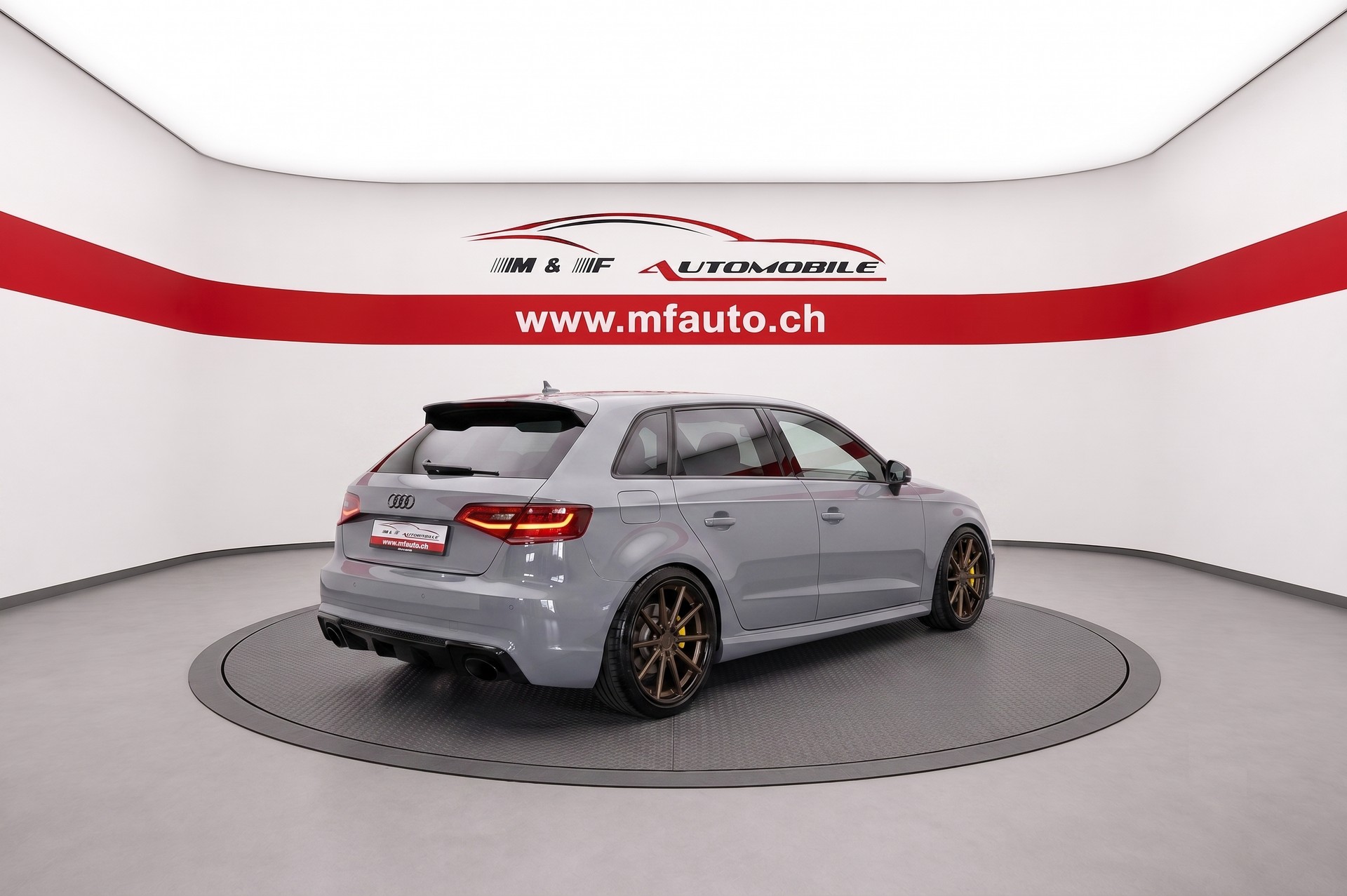 AUDI RS3 Sportback 2.5 T FSI quattro S-Tronic-image-5