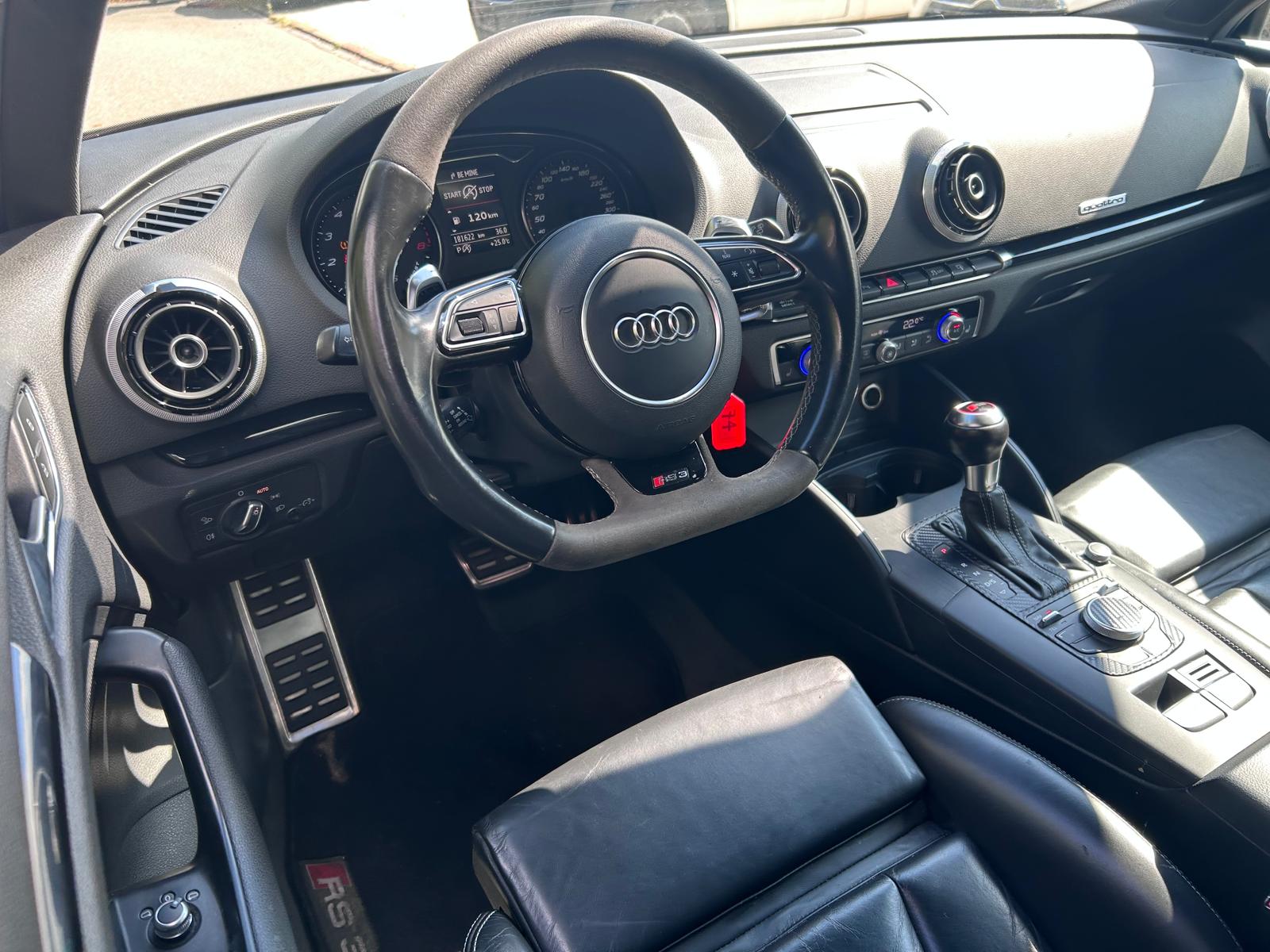 AUDI RS3 Sportback 2.5 T FSI quattro S-Tronic-image-7