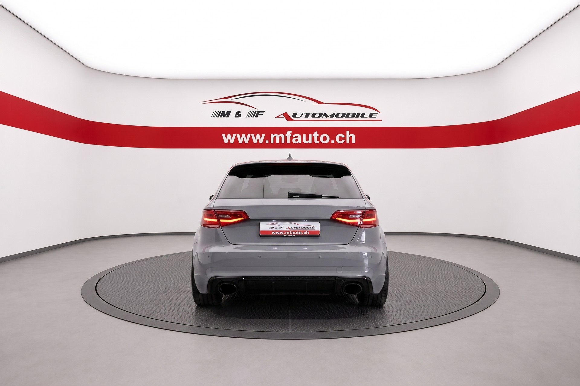 AUDI RS3 Sportback 2.5 T FSI quattro S-Tronic-image-4