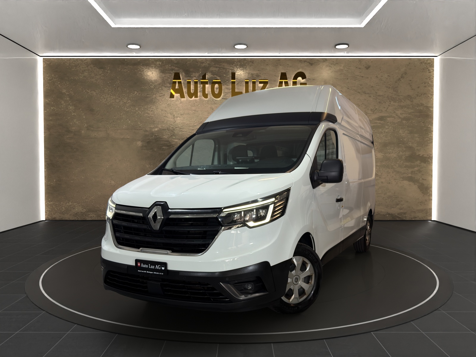 RENAULT Trafic 2.0 Blue dCi 150 Advance L2H2 EN