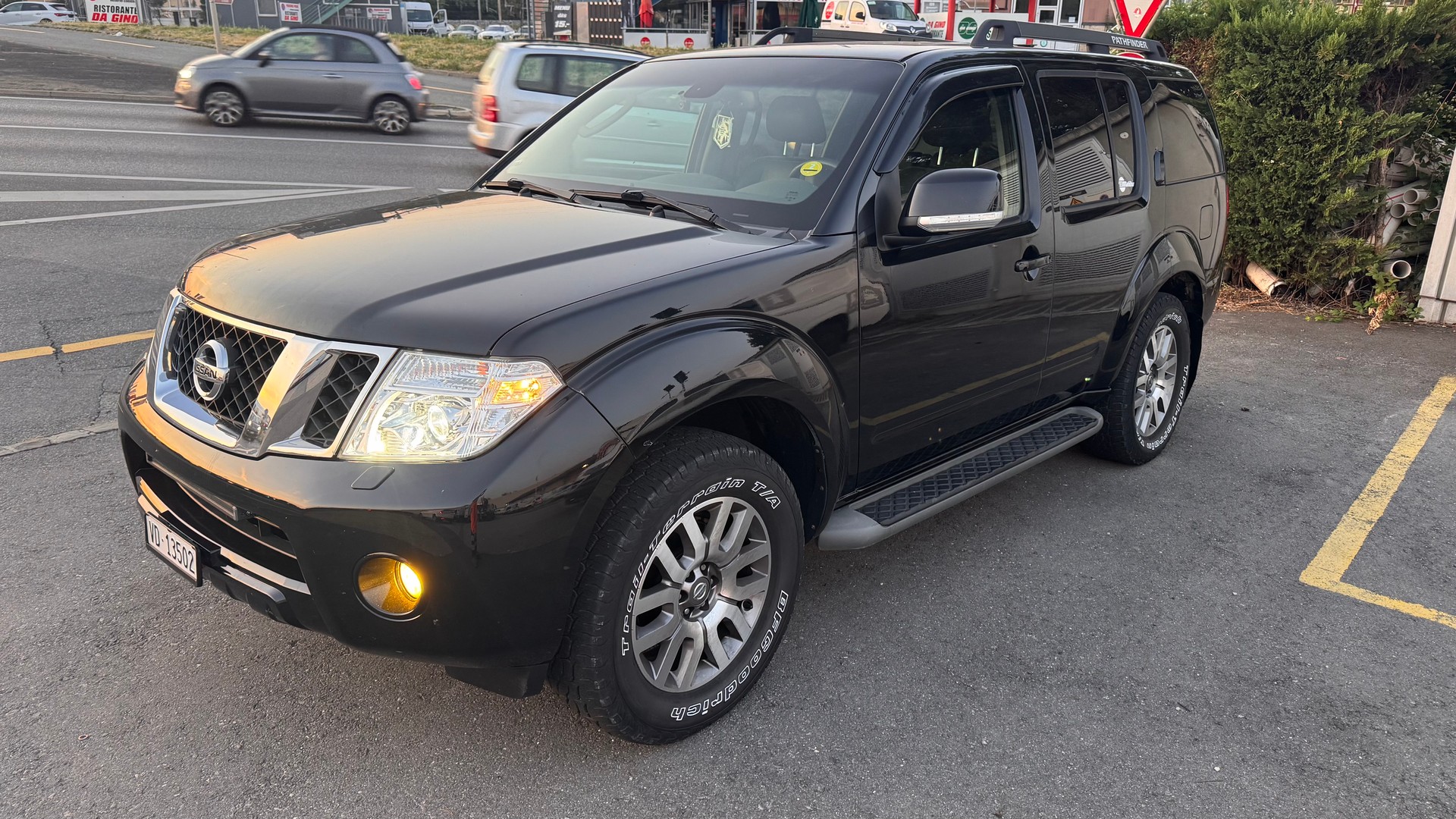 NISSAN 2.5 dCi LE-image-0