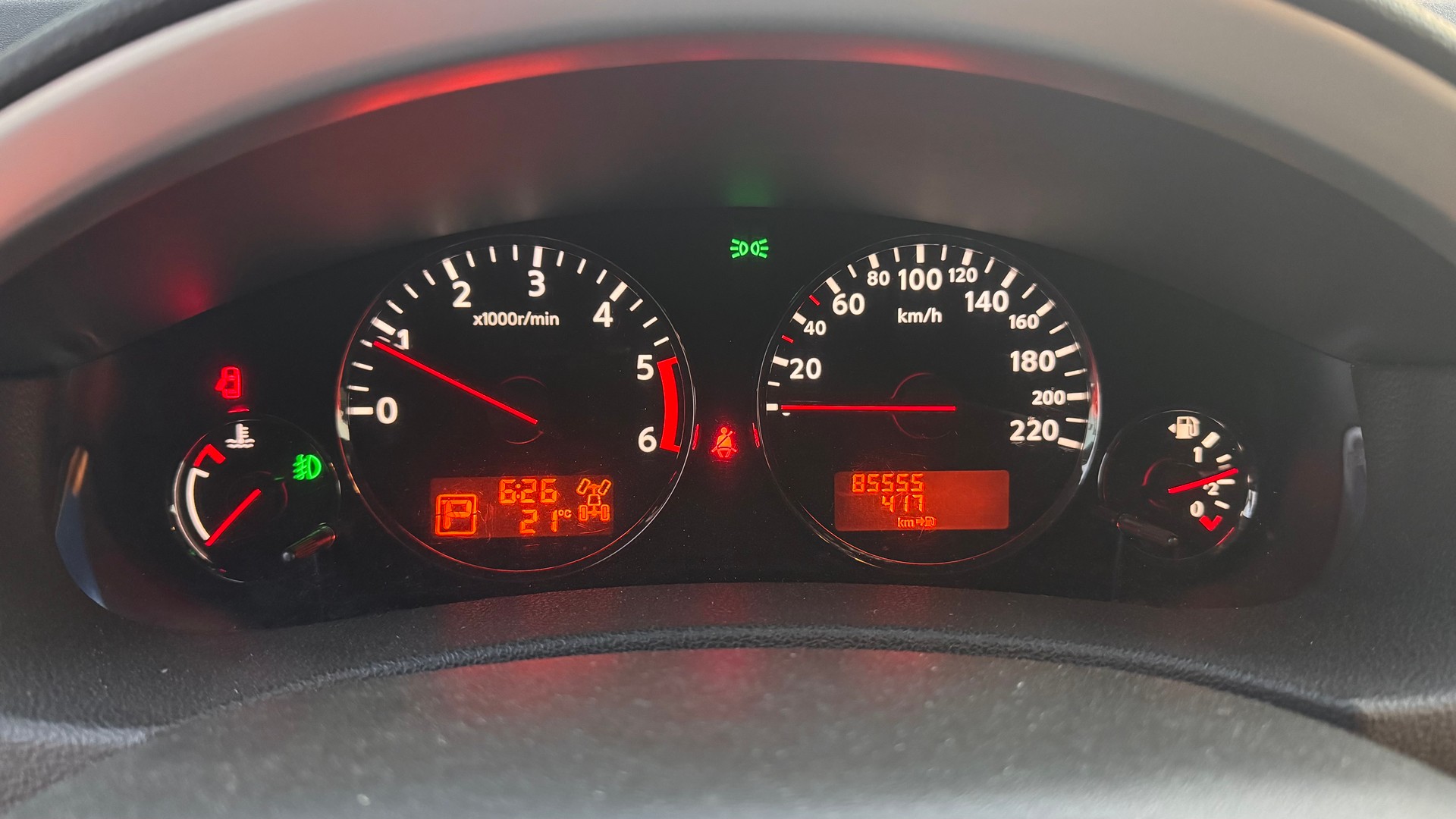 NISSAN 2.5 dCi LE-image-4