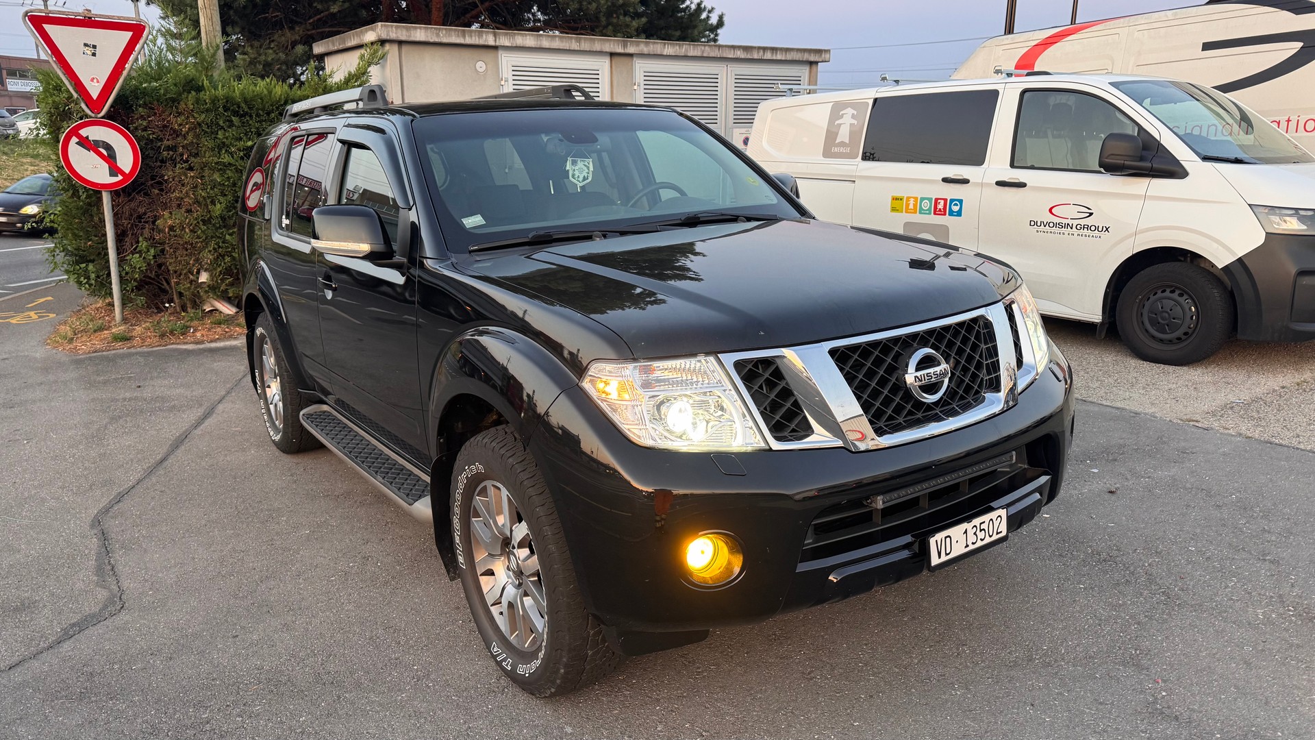 NISSAN 2.5 dCi LE-image-1