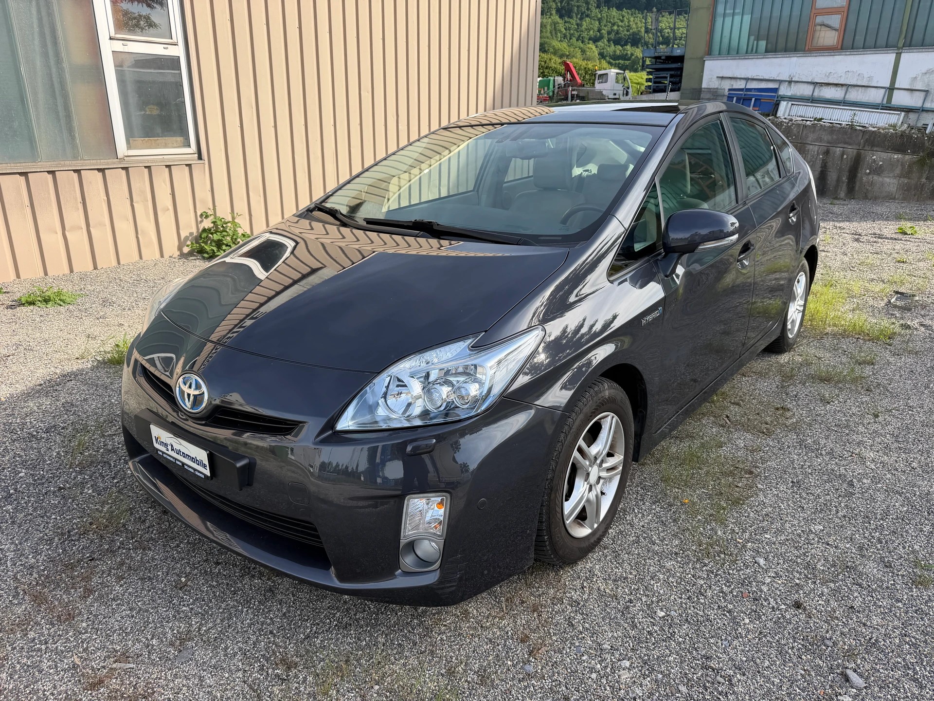 TOYOTA Prius 1.8 16V HSD Sol Premium | Frisch MFK | Leder | Solar Schiebedach-image-1