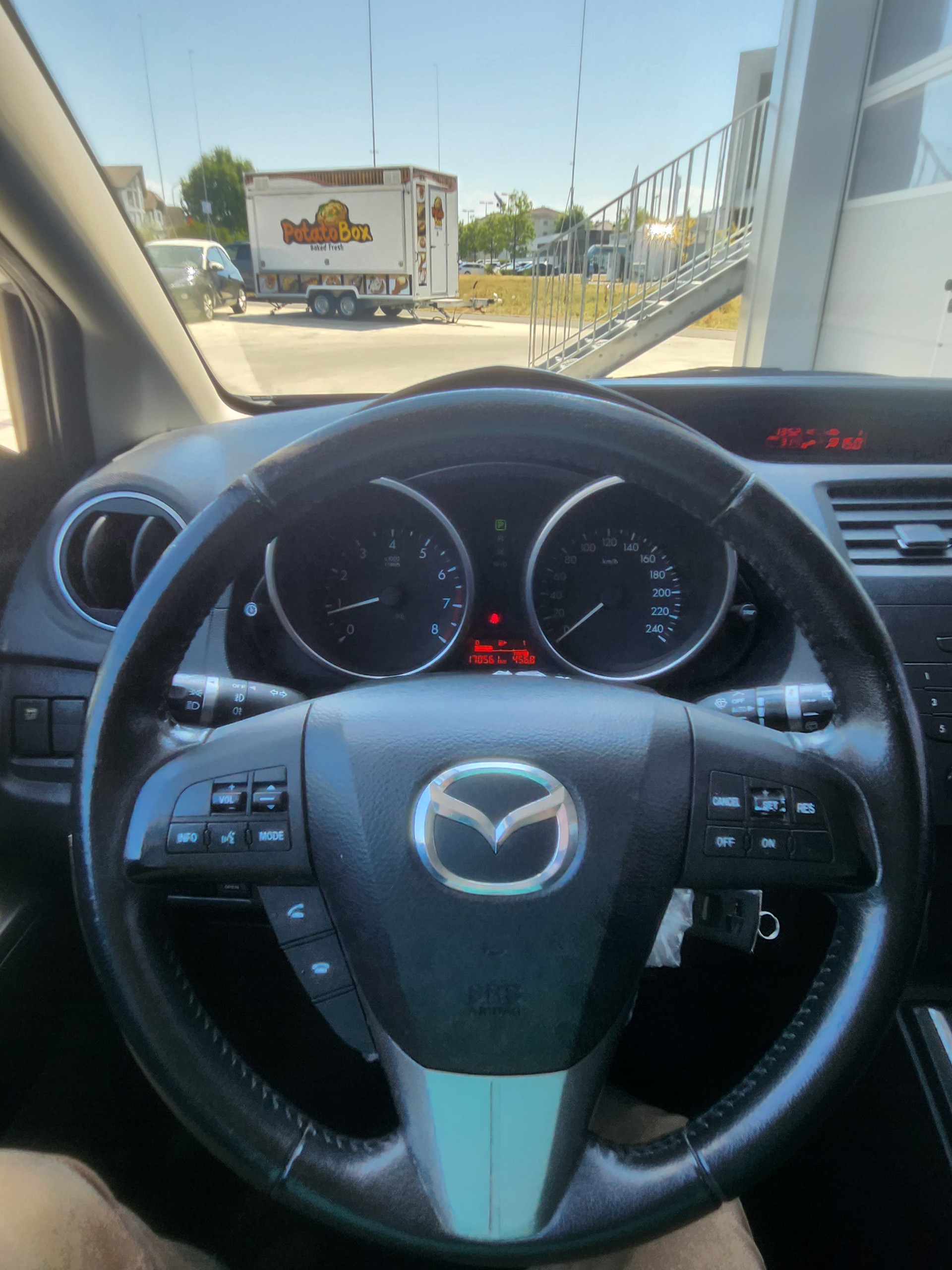 MAZDA 5 2.0 16V Sport Activematic-image-10