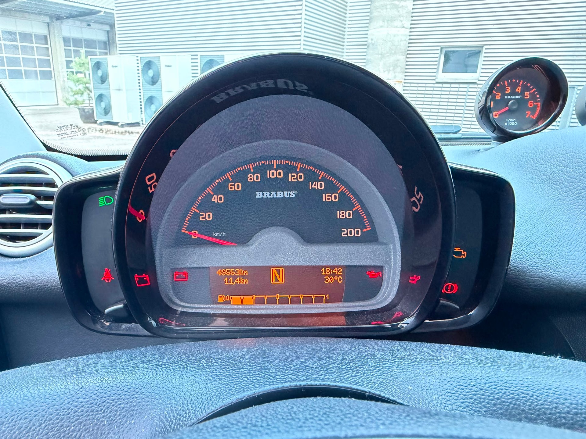SMART fortwo Brabus softouch-image-11