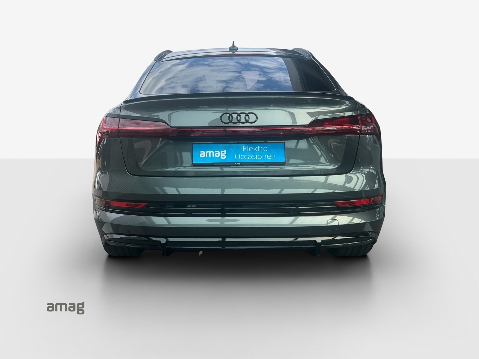 AUDI e-tron 55 Sportback S Line Black Edition quattro-showroom-element-3
