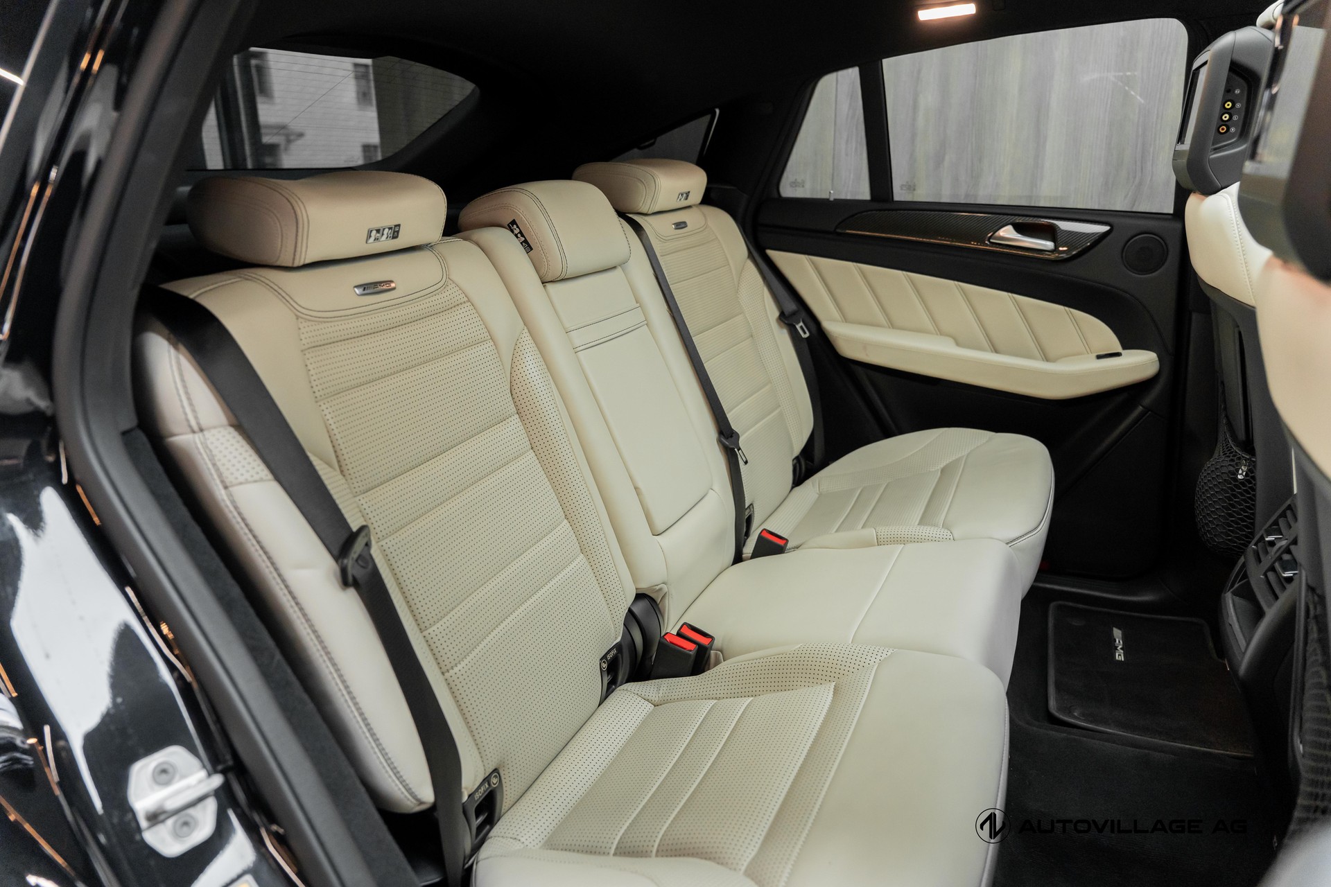 MERCEDES-BENZ GLE Coupé 63 AMG 4Matic Speedshift-image-9