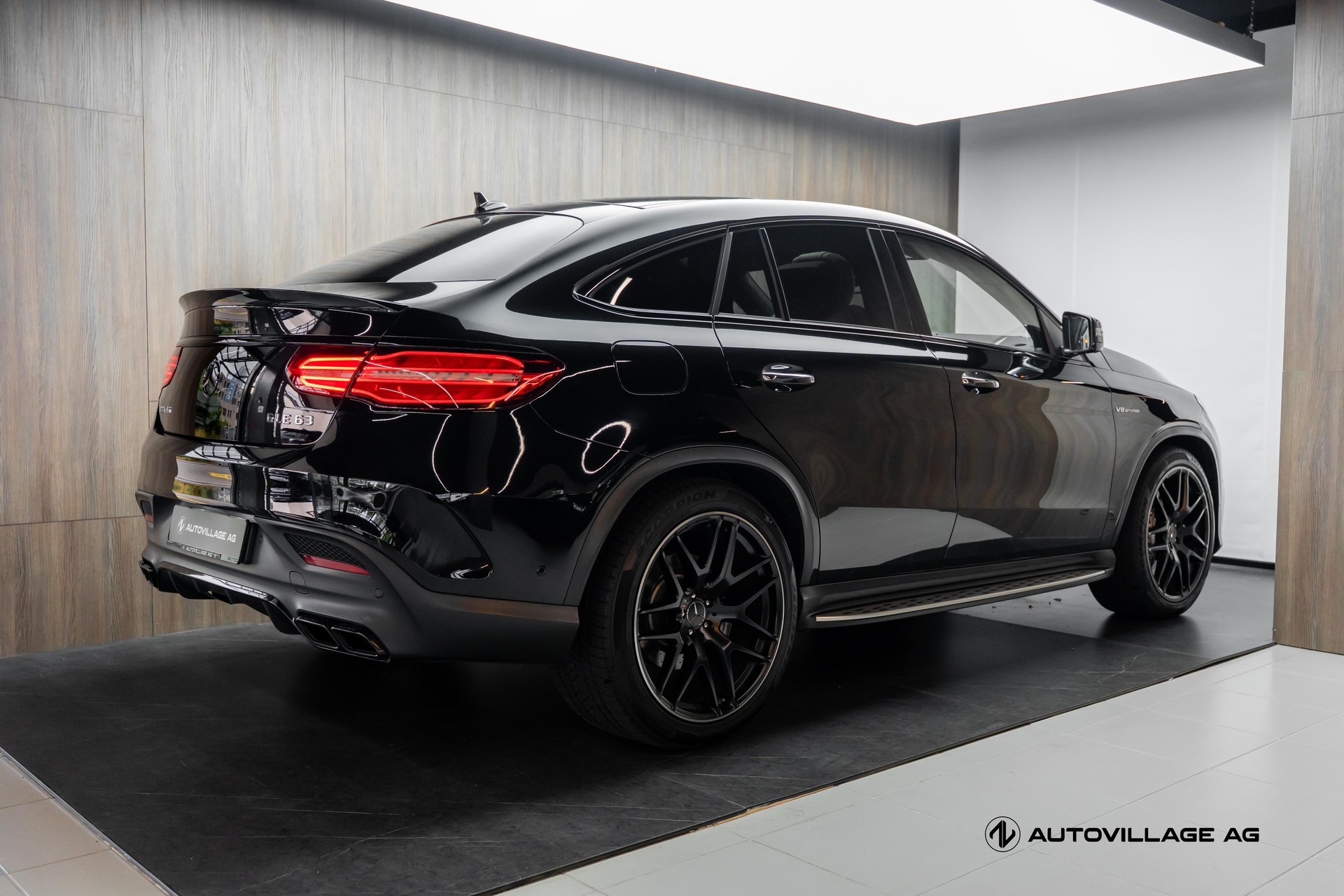 MERCEDES-BENZ GLE Coupé 63 AMG 4Matic Speedshift-showroom-element-1