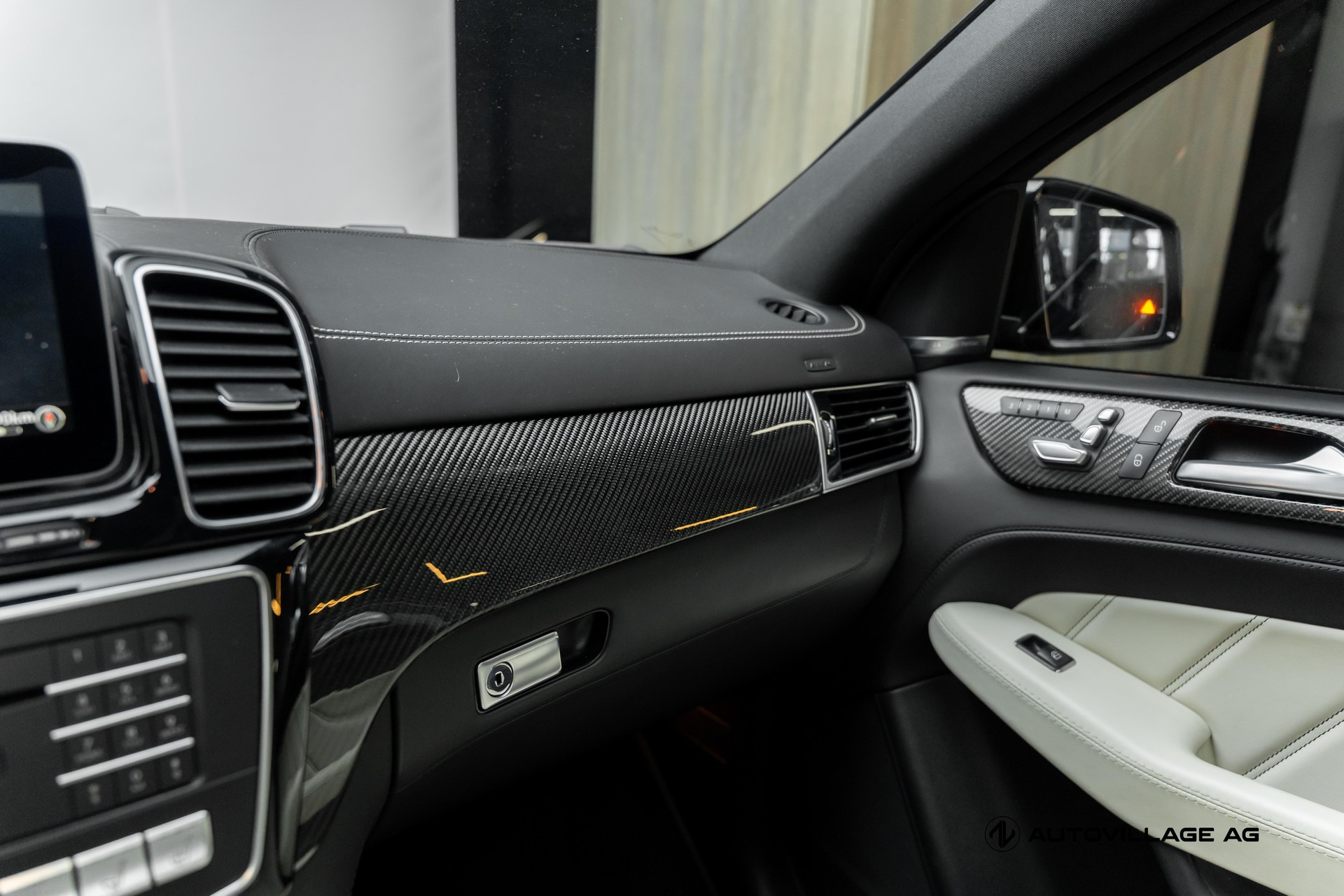 MERCEDES-BENZ GLE Coupé 63 AMG 4Matic Speedshift-image-15