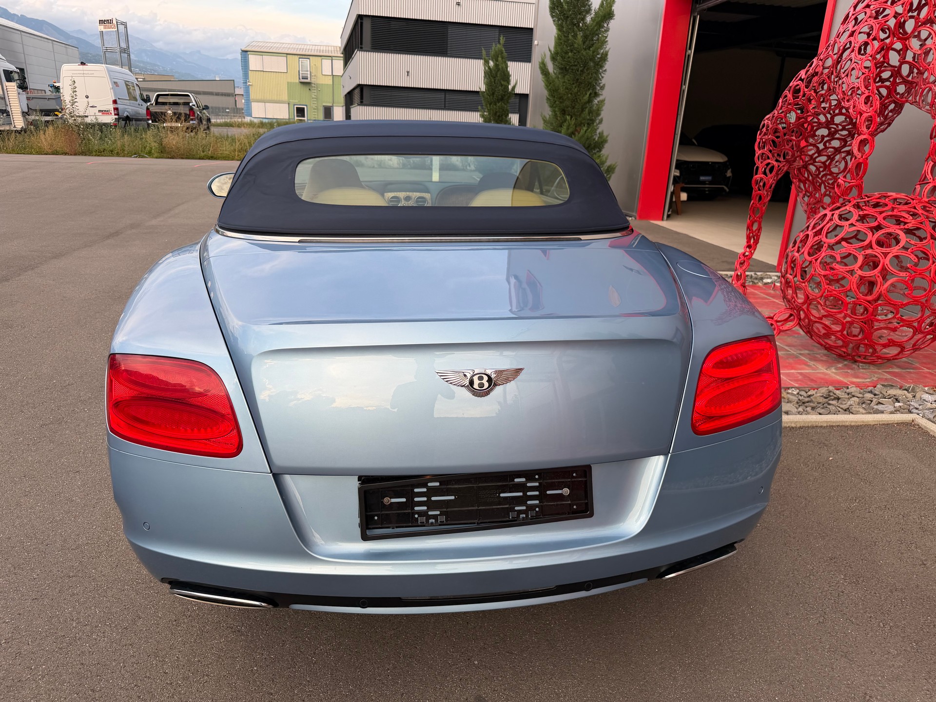 BENTLEY Continental GTC 6.0 W12-image-11